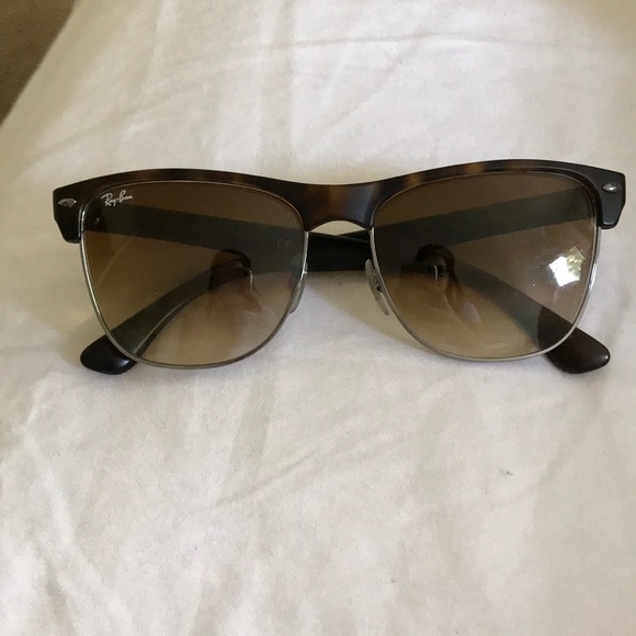 Ray-bans Clubmaster - Picture 1 of 2
